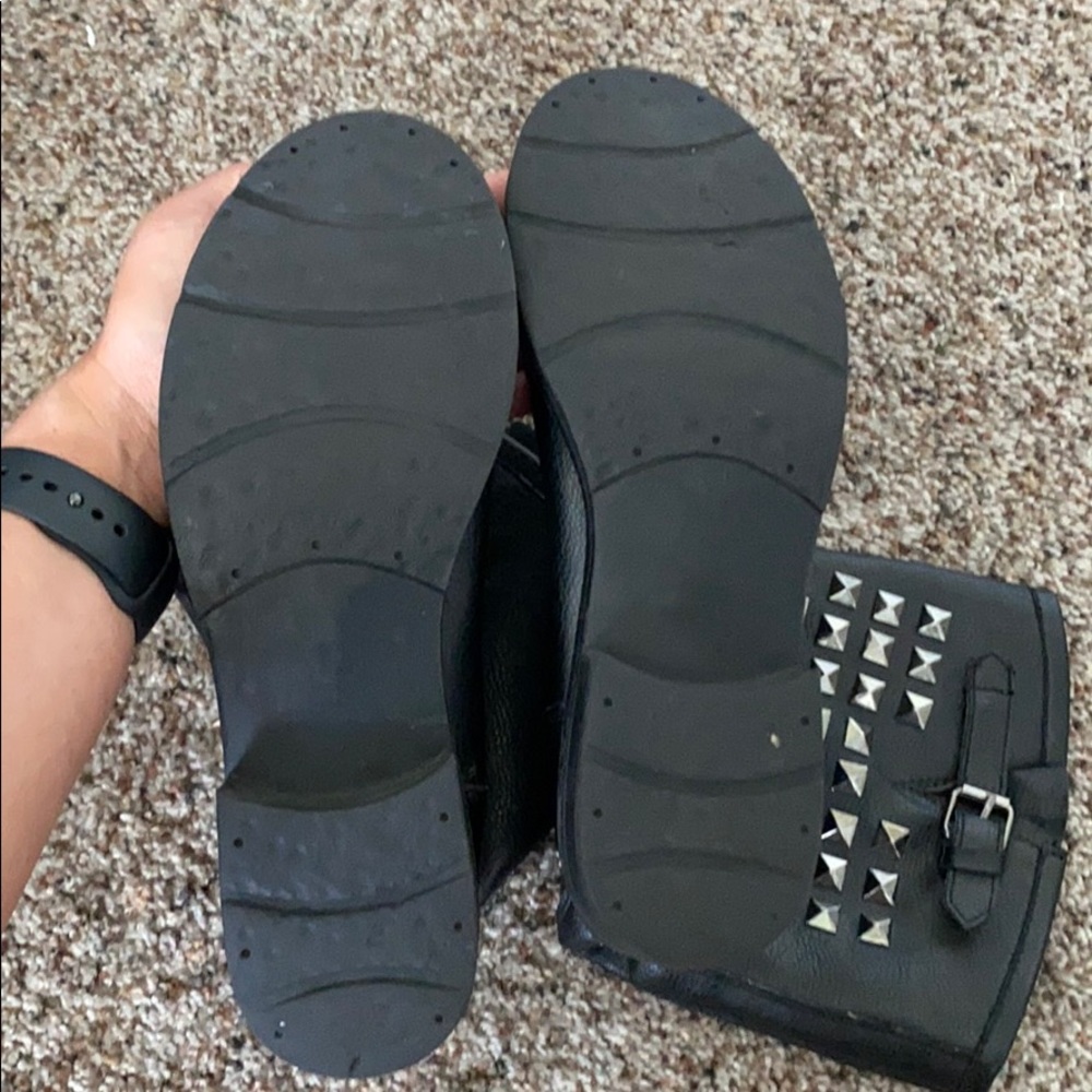 Studded boots - Picture 5 of 5